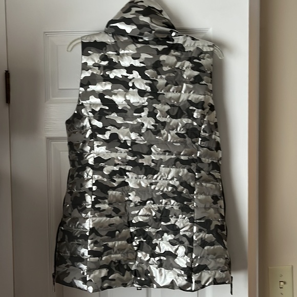 THINK ROYLN SILVER CAMO VEST SZ M - Picture 10 of 10
